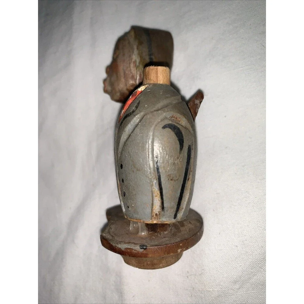 Vintage Hand Carved Mechanical Bottle Stopper Kissing Couple Wood Folk Art FLAWS